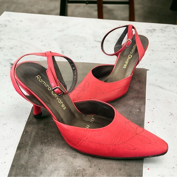 Ramiro Olivares Leather Heels - Picture 4 of 15